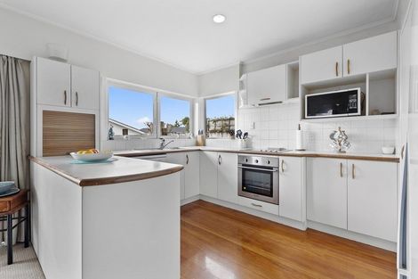 Photo of property in 25 Barnhill Crescent, Pahurehure, Papakura, 2113