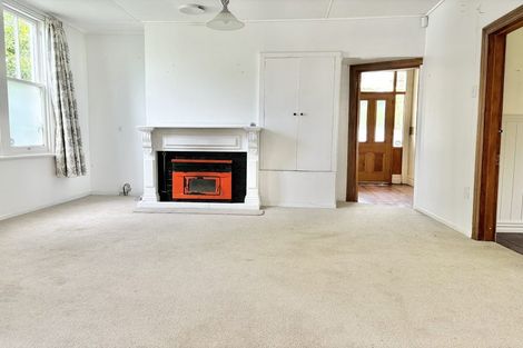 Photo of property in 25 Carruthers Street, Otane, 4202