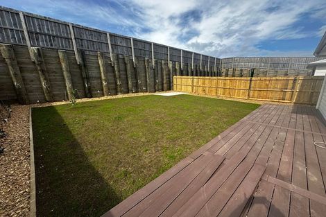 Photo of property in 17 Kowaitau Avenue, Beachlands, Auckland, 2018