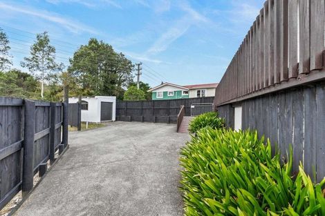 Photo of property in 38 Sherrybrooke Place, Sunnyvale, Auckland, 0612