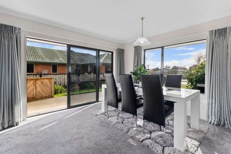 Photo of property in 4 Mews Place, Forest Lake, Hamilton, 3200