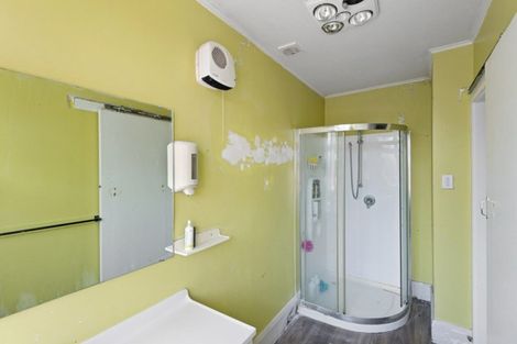 Photo of property in 63 Aorangi Road, Bryndwr, Christchurch, 8053