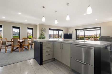 Photo of property in 2 Brancaster Place, Cambridge, 3434