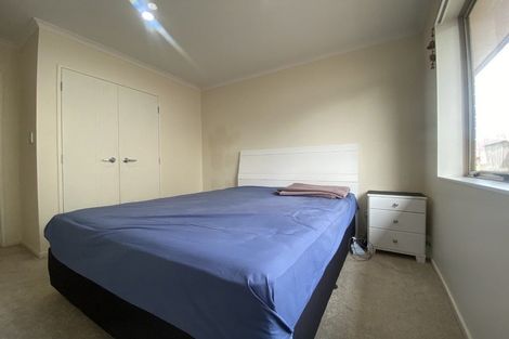 Photo of property in 106a Simpson Road, Henderson Valley, Auckland, 0614