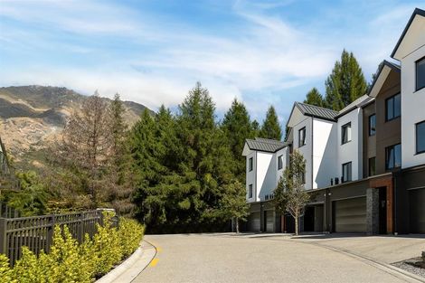 Photo of property in 16/18 George Bullen Lane, Arthurs Point, Queenstown, 9371