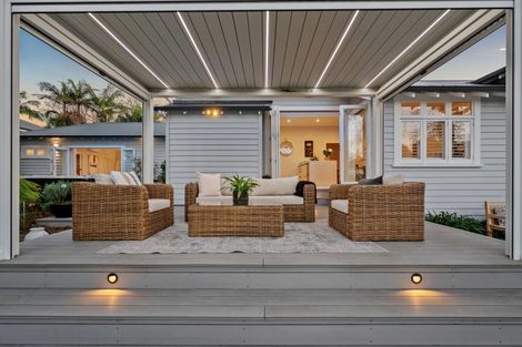 Photo of property in 1a Mozeley Avenue, Devonport, Auckland, 0624