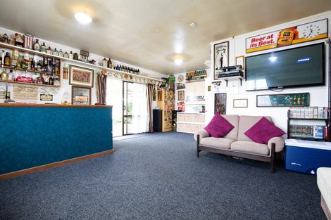 Photo of property in 106 Everglade Drive, Totara Heights, Auckland, 2105