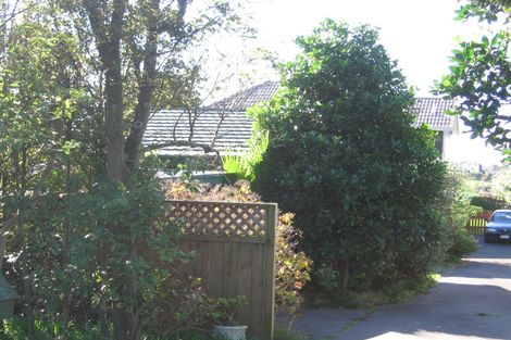 Photo of property in 1/405 East Coast Road, Mairangi Bay, Auckland, 0630