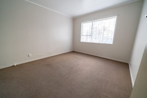 Photo of property in 2/41 Miro Street, New Lynn, Auckland, 0600