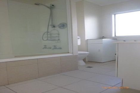 Photo of property in 10/773 Beach Road, Browns Bay, Auckland, 0630