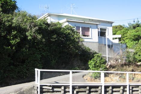 Photo of property in 178 Newlands Road, Newlands, Wellington, 6037