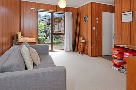 Photo of property in 13 Vintage Drive, Henderson, Auckland, 0612