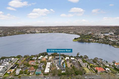 Photo of property in 5/258 Hurstmere Road, Takapuna, Auckland, 0622
