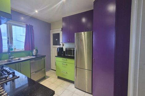 Photo of property in 15 Brains Road, Kelston, Auckland, 0602