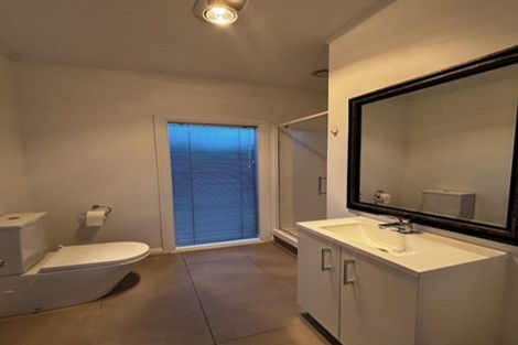 Photo of property in 8 Bell Street, Welbourn, New Plymouth, 4310