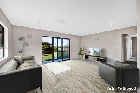 Photo of property in 27 Tiverton Crescent, Whalers Gate, New Plymouth, 4310