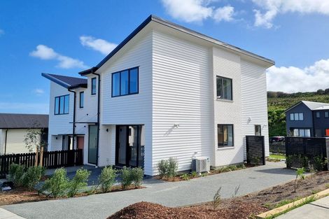 Photo of property in 17 Bee Lane, Whitby, Porirua, 5024