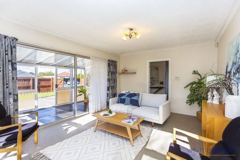 Photo of property in 1 Fulham Street, Islington, Christchurch, 8042