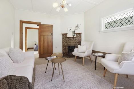 Photo of property in 354 The Parade, Island Bay, Wellington, 6023