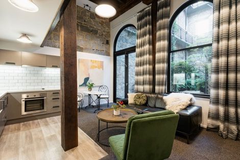 Photo of property in 3/5 Jetty Street, Dunedin Central, Dunedin, 9016