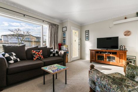 Photo of property in 2/123 Taylor Street, Blockhouse Bay, Auckland, 0600