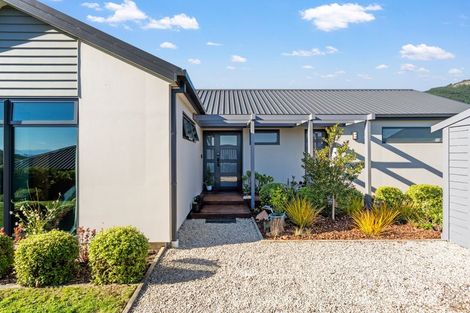 Photo of property in 24 Huntaway Close, Stoke, Nelson, 7011