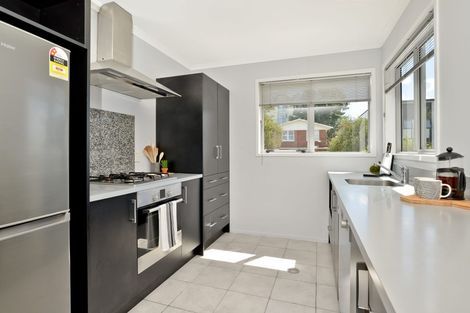 Photo of property in 3b Scotland Place, Hillcrest, Hamilton, 3216