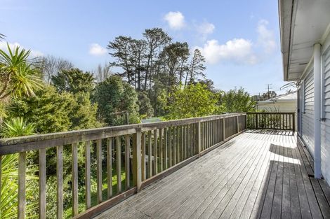 Photo of property in 25 Makiri Street, Helensville, 0800