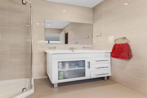 Photo of property in 7 Mcburney Place, Mangere East, Auckland, 2024