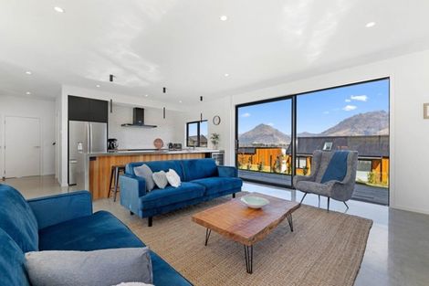 Photo of property in 9 Falconer Rise, Jacks Point, Queenstown, 9371