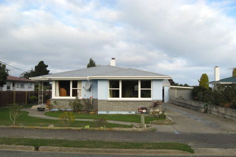 Photo of property in 15 Kenilworth Road, Oamaru North, Oamaru, 9400
