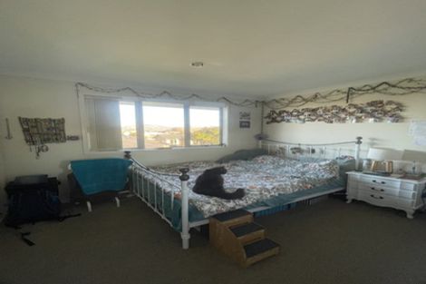 Photo of property in 8 Mcmahon Drive, Aidanfield, Christchurch, 8025