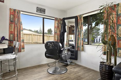 Photo of property in 121a Dickson Road, Papamoa Beach, Papamoa, 3118