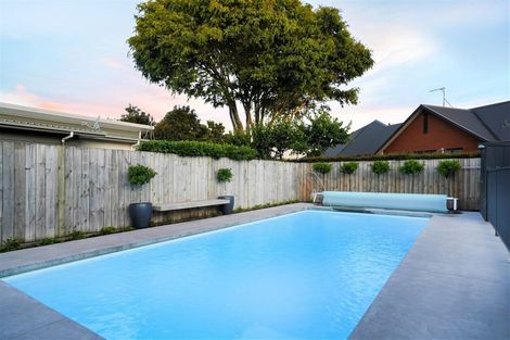 Photo of property in 16 Bree Place, Flagstaff, Hamilton, 3210