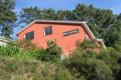 Photo of property in 32a Dalton Grove, Stokes Valley, Lower Hutt, 5019