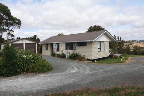 Photo of property in 132 Poyner Road, Ararua, Matakohe, 0594