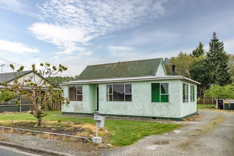 Photo of property in 10 Burns Street, Milton, 9220