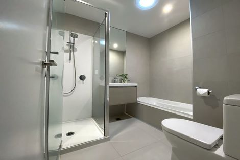 Photo of property in 16 Whimbrel Road, Flat Bush, Auckland, 2019