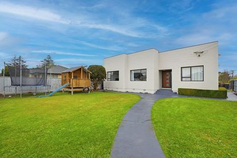 Photo of property in 69 Marshland Road, Shirley, Christchurch, 8061