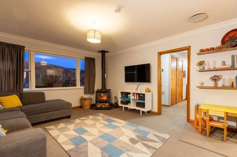 Photo of property in 53 Aorangi Road, Paraparaumu, 5032