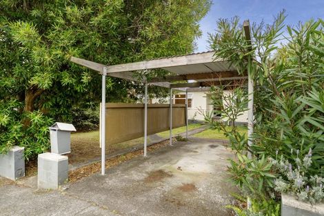 Photo of property in 13 Tongariro Street, Paraparaumu, 5032