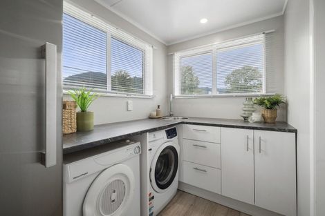 Photo of property in 21 Tui Road, Western Heights, Rotorua, 3015