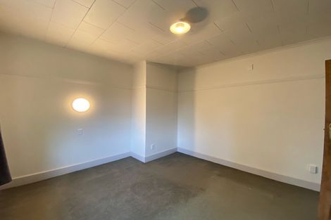 Photo of property in 102 Hawford Road, Opawa, Christchurch, 8023