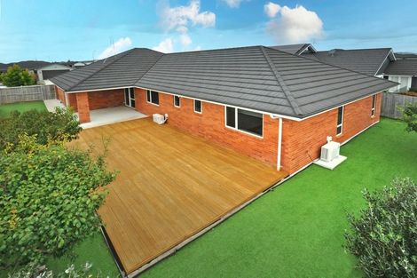 Photo of property in 31 Paso Fino Crescent, Karaka, Papakura, 2113