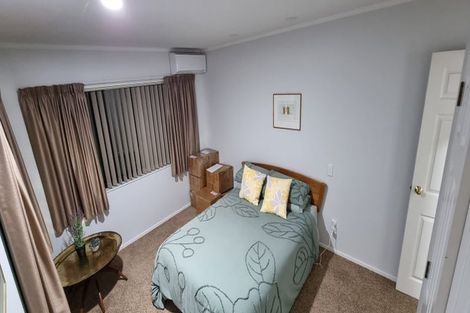 Photo of property in 11 Kotuku Drive, Paraparaumu Beach, Paraparaumu, 5032