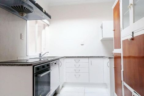 Photo of property in 2/64 Landscape Road, Mount Eden, Auckland, 1024