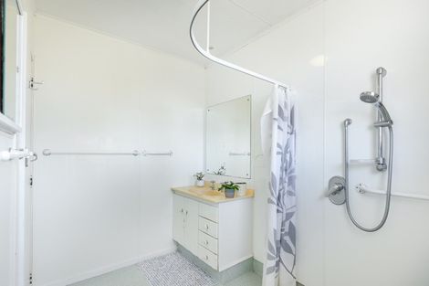 Photo of property in 38 Folkestone Drive, Flaxmere, Hastings, 4120