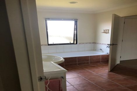 Photo of property in 23 Seneca Court, Golflands, Auckland, 2013