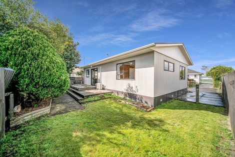 Photo of property in 45a Sutton Crescent, Papakura, 2110