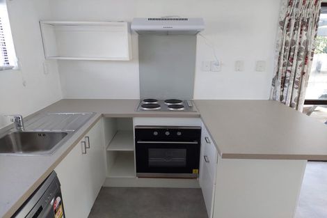 Photo of property in 2/328 East Coast Road, Sunnynook, Auckland, 0632